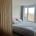 Penthouse Voor 2 Met 2 Ruime Terrassen Op 6 Min Wandelen Het Apartmán *